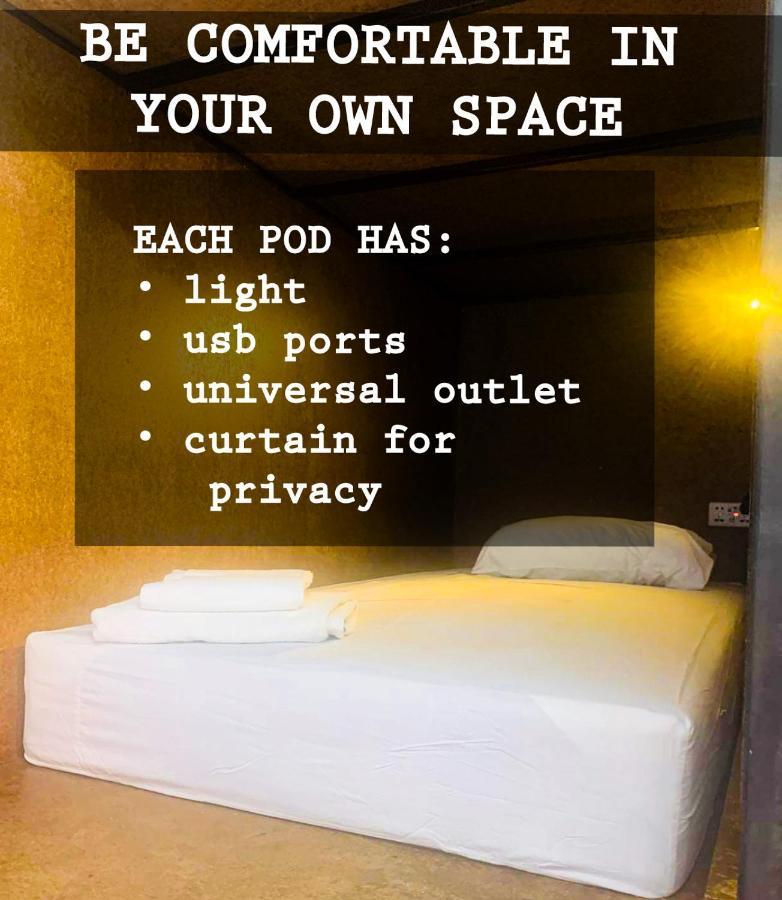 The Black Sheep Hostel Хаад Рин Экстерьер фото